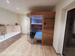 Biosauna farblicht luxus entspannung sauna finnischesauna 7